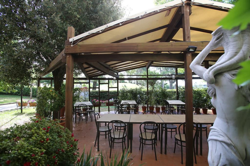 Hotel Ristorante Al Brunello Di Montalcino Luaran gambar