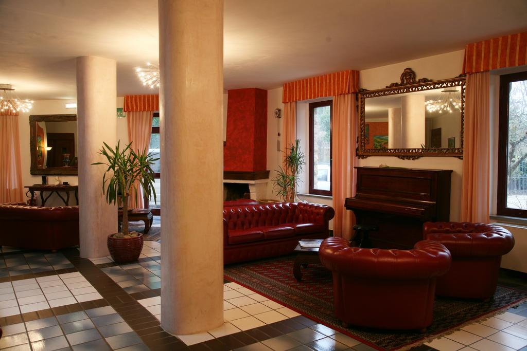 Hotel Ristorante Al Brunello Di Montalcino Luaran gambar