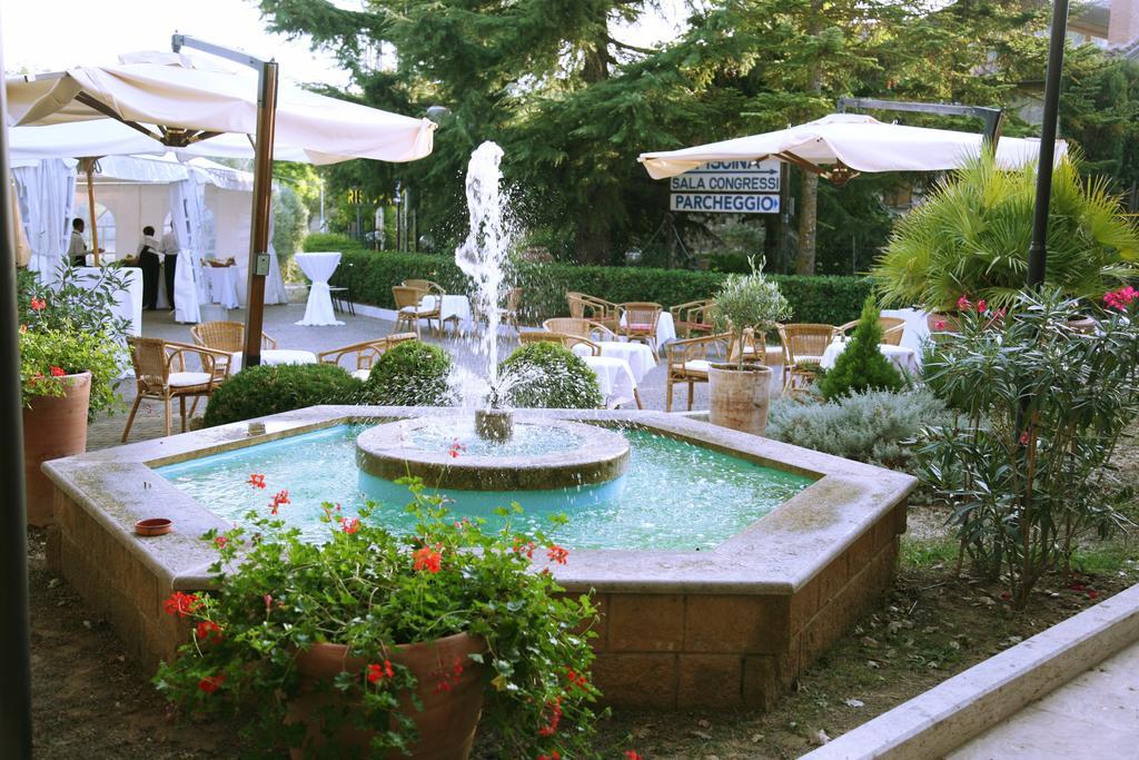 Hotel Ristorante Al Brunello Di Montalcino Luaran gambar