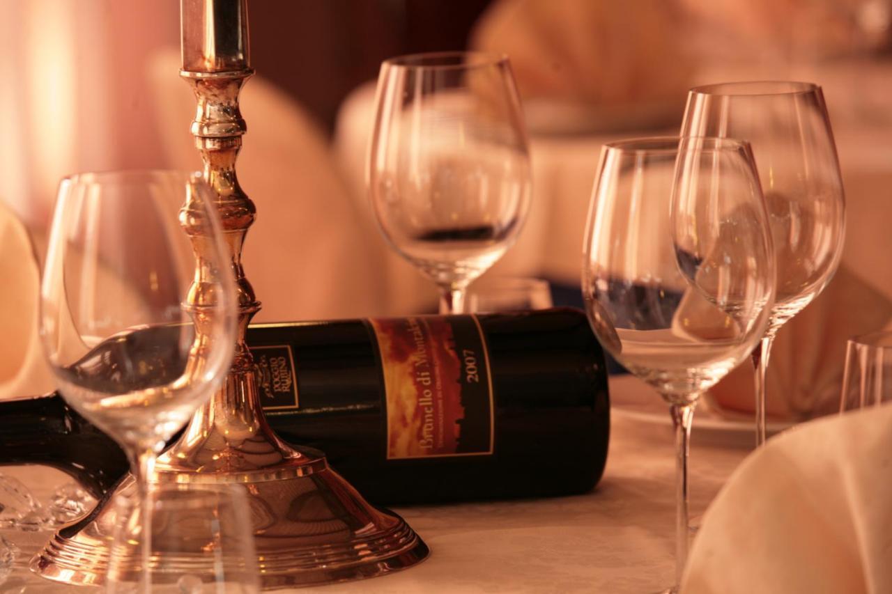 Hotel Ristorante Al Brunello Di Montalcino Luaran gambar